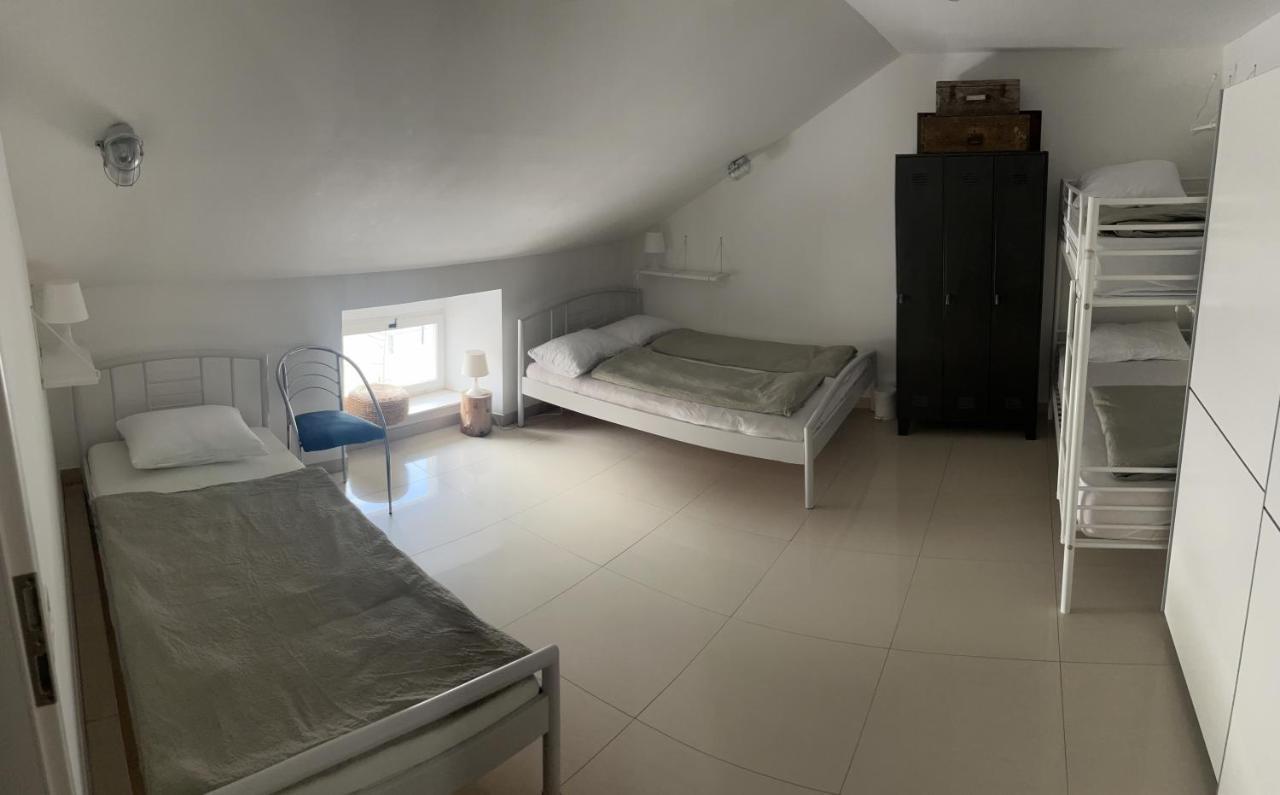 Eagle'S Nest Hostel Постойна Екстер'єр фото