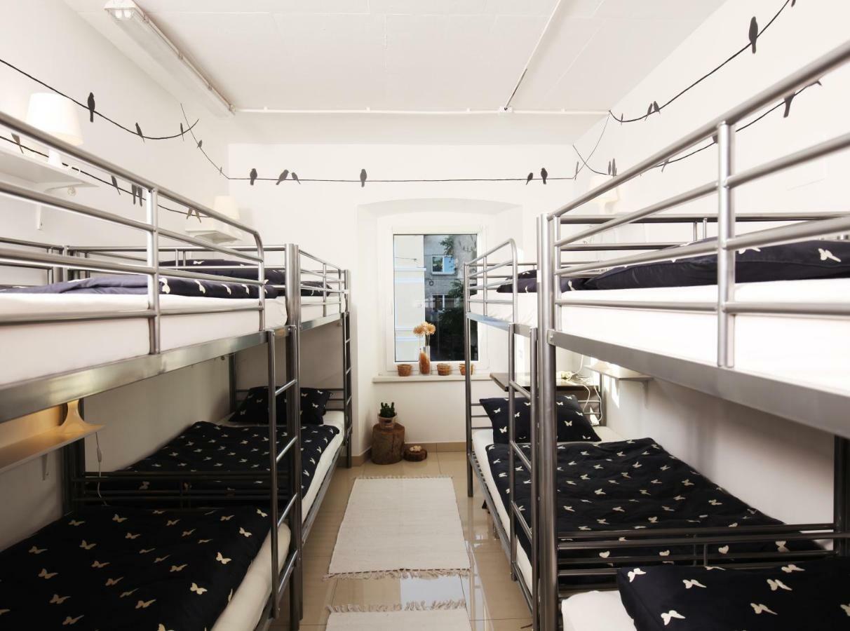 Eagle'S Nest Hostel Постойна Екстер'єр фото